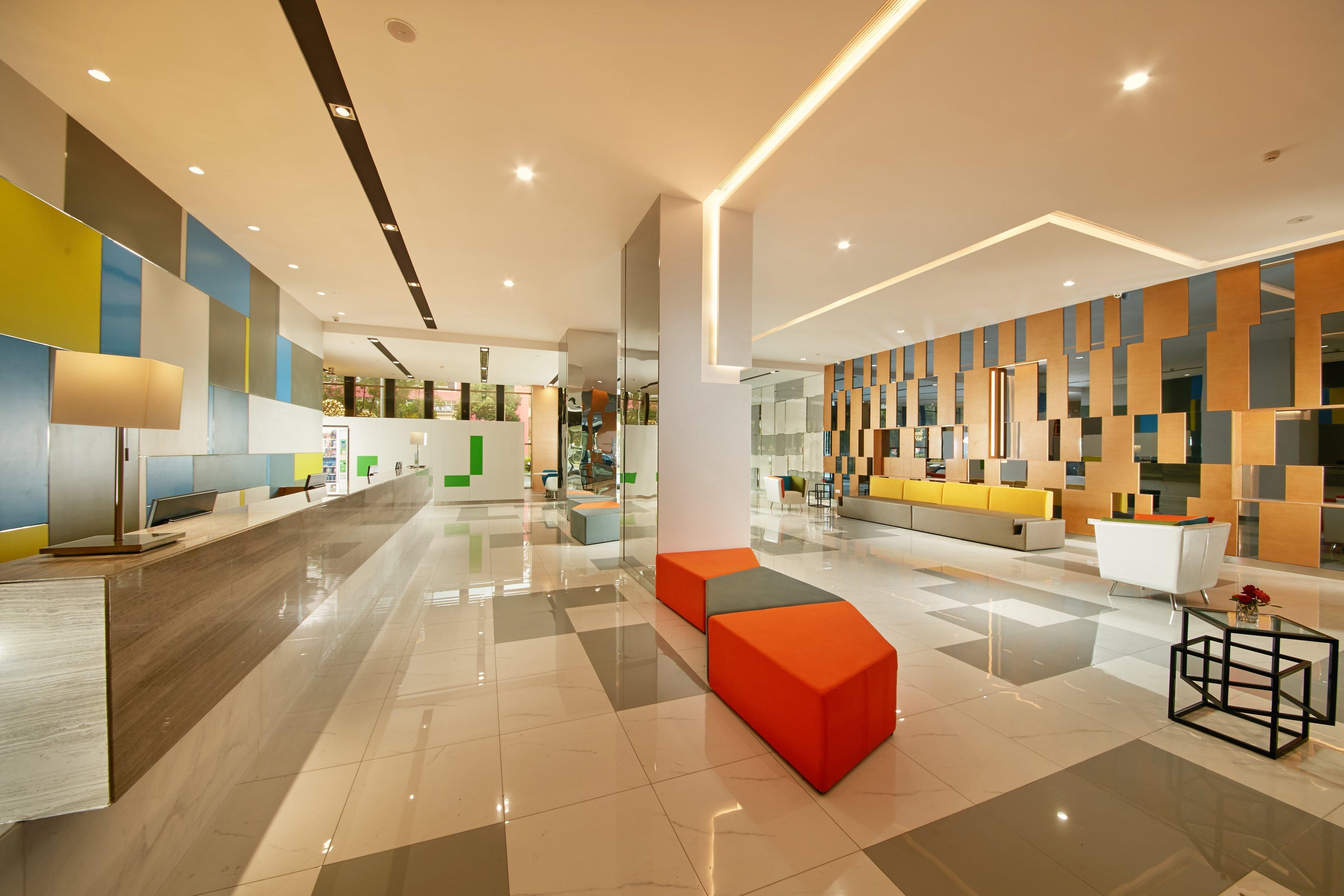 Holiday Inn Express Leshan City Square By Ihg High Speed Rail And Leshan Giant Buddha מראה חיצוני תמונה