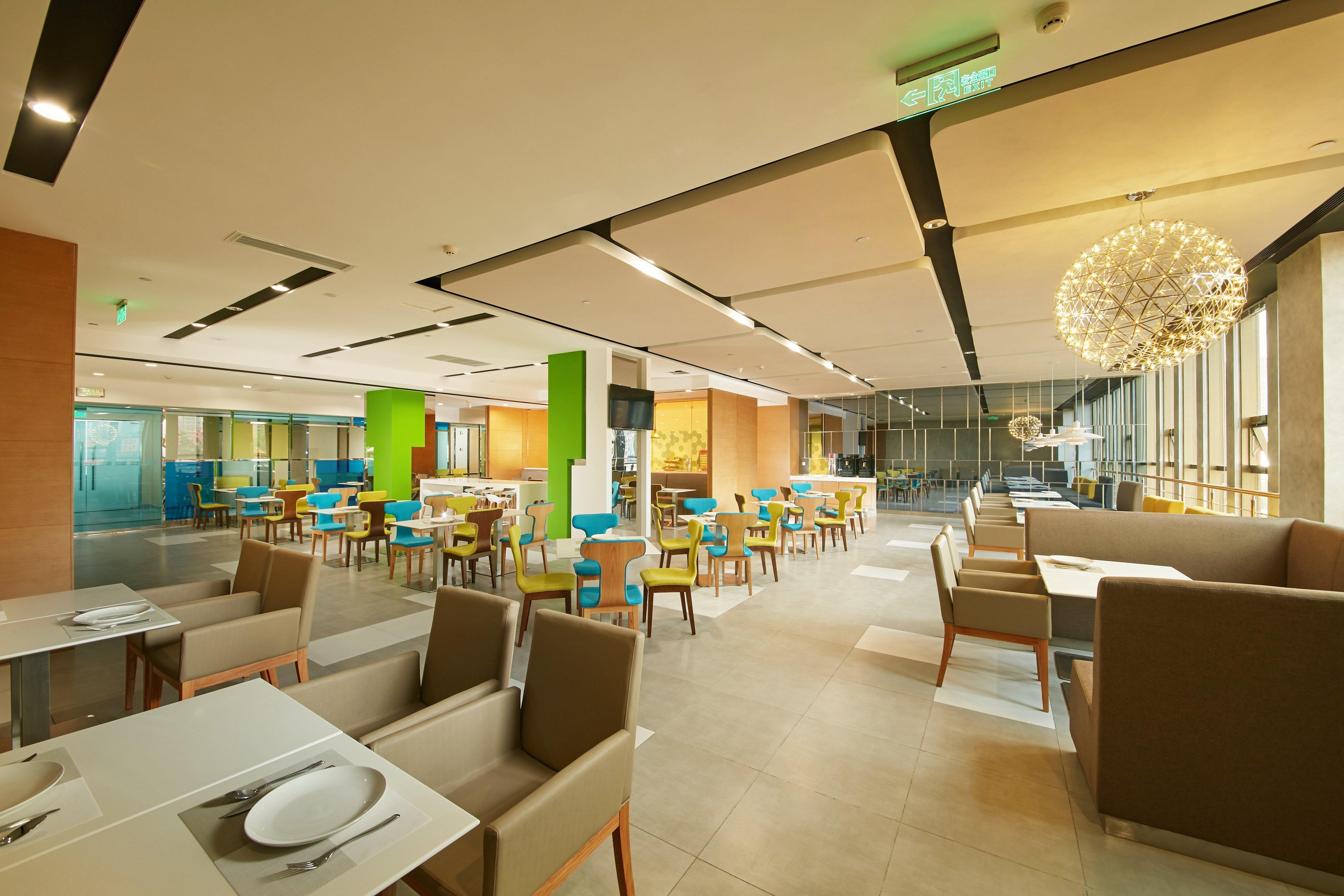 Holiday Inn Express Leshan City Square By Ihg High Speed Rail And Leshan Giant Buddha מראה חיצוני תמונה