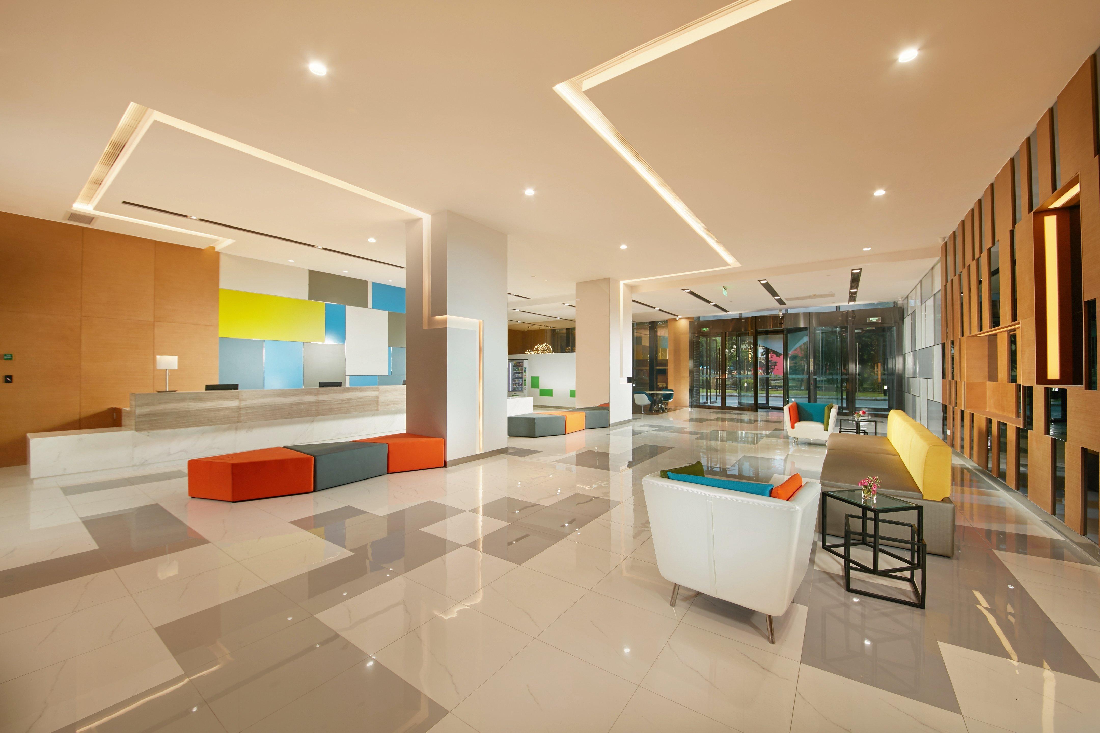 Holiday Inn Express Leshan City Square By Ihg High Speed Rail And Leshan Giant Buddha מראה חיצוני תמונה
