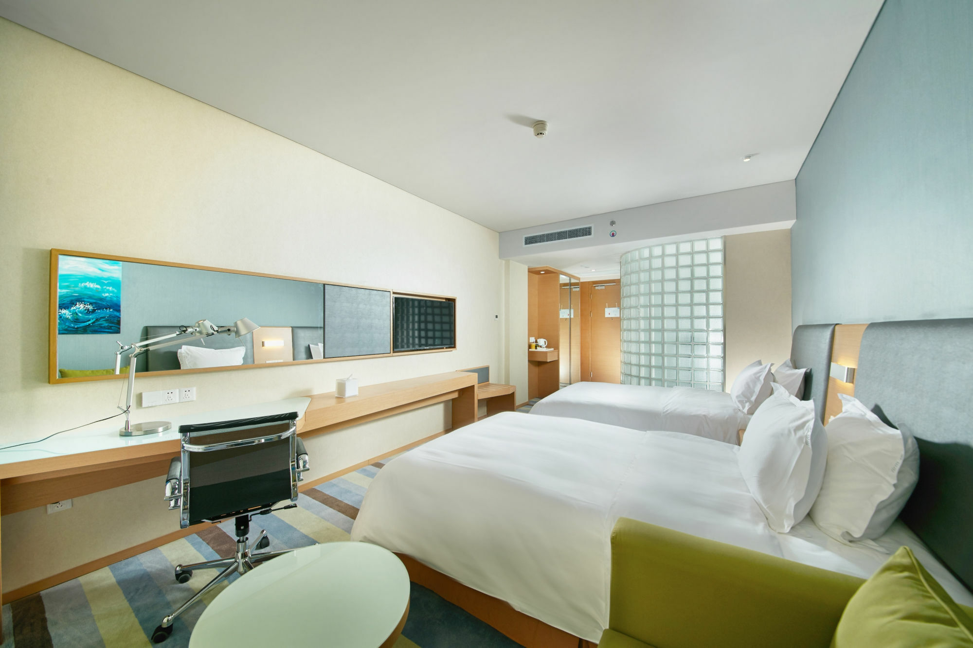 Holiday Inn Express Leshan City Square By Ihg High Speed Rail And Leshan Giant Buddha מראה חיצוני תמונה